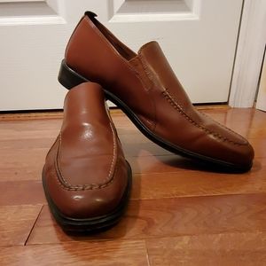 Cole Haan C06402 Brown Leather Apron Toe Slip-On